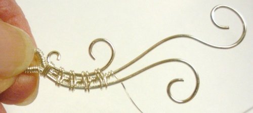 Judy Larson's Waves on the Beach Earrings - , Wire Weaving, Weaving, Wire Weaving, Weaving Wire, make three wraps around the center wire